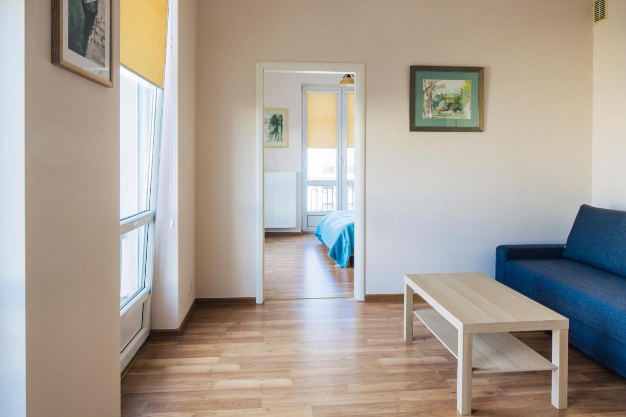 Apartment Metro Politechnika Varşovia Exterior foto